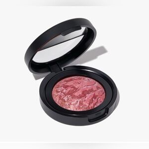 Laura Geller Baked Blush-n-Brighten in Sunswept Satin Finish